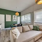 Apartment Le General Beau F3 Entre Les Quais Et La Place Du Vieux Marche A *