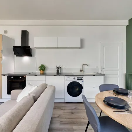 Apartment Le General Beau F3 Entre Les Quais Et La Place Du Vieux Marche A *