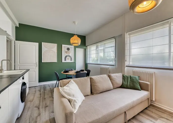 Apartment Le General Beau F3 Entre Les Quais Et La Place Du Vieux Marche A *